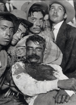 historicaltimes:  The body of Emiliano Zapata on display after