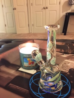 brndns-baked:  smoke-thc-drop-lsd:  keepitglassy:  Rainy days☔️👌