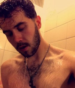 mike121193:But this is getting good now… #WildestDreams #shower