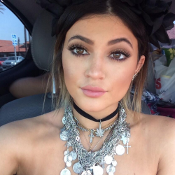 ☾Kylie Jenner Fashion Style☽