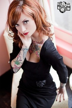 alternative-pinup:  Alternative Pinup