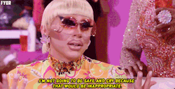 GLITTER BOMM CRISIS