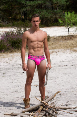 HotGuysHotUnderwear