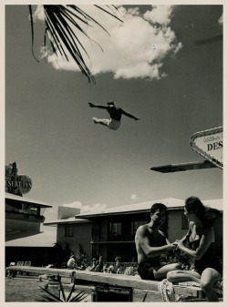 vintagelasvegas:  Desert Inn, Las Vegas, 1950s.  When I first
