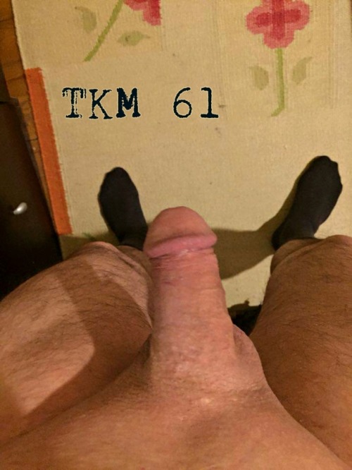 tkm61:Sexy and hot suit and tie Daddy Ali56 years old daddy from IstanbulEnjoyPS :  he did a cum tribute for me