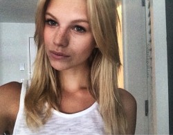 nadine-leopold-love:  New selfie