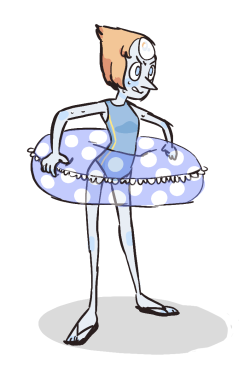 lostdoll:  I dont think Pearl knows how to swim…