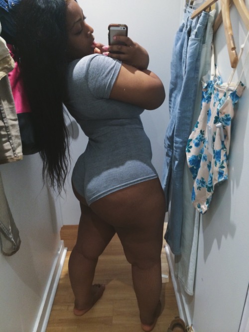 neenablanco:  IG: NeenaBlanco NeenaBlanco.tumblr.com 