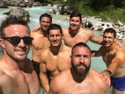 mrbiggest:  CAN I GET A VOLUNTEER FOR MY BONER 