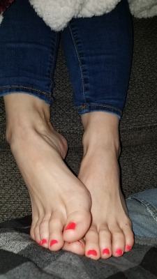 myprettywifesfeet:  My pretty wifes lovely feet snuggled up in