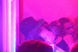 karrmennn:  kingjaffejoffer:Usain Bolt in the club wilding  Eww