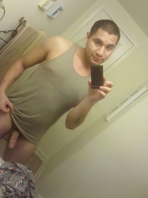 guyswithcellphones:  Thanks for submitting! Nice treasure trail! ;)