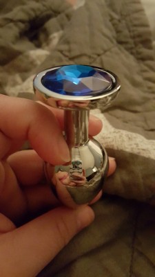 droidprincess:  My pretty blue princess plug♡