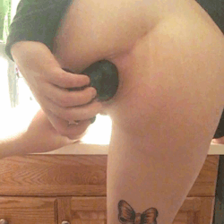 peace-love-drugs-sex:Look at that stretched little ass of mine..😍