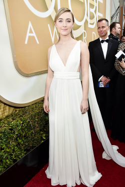 mcavoys: Saoirse Ronan attends the 73rd Annual Golden Globe Awards