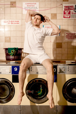 cyberqueer:  Aaron Taylor-Johnson for GQ 2013   He can do my