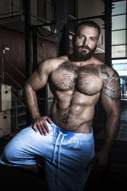 Follow my two hairy men blogs:http://sambrcln.tumblr.comhttp://hairysex.tumblr.com