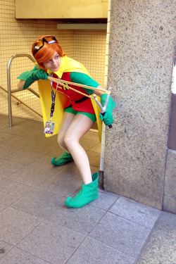 browsethestacks:  Robin (Carrie Kelley) Cosplay by Jackie Ashley