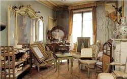 blood-bath:  “Time Capsule Apartment Discovered in Paris”