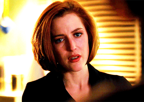 janevillanueva:  Do you think that I’m not trying to save her