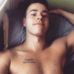 notpano:  It’s a lay-lazy-in-bed-all-morning type morning