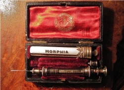 paintdeath:  Morphine set from the Victorian Era.