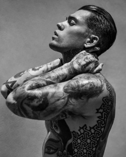 Stephen James