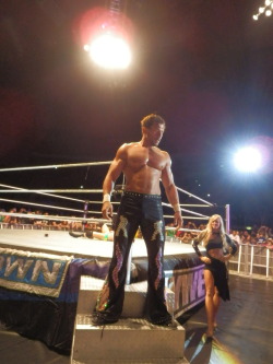 i-got-heat:  Pics I took of Fandango and Summer Rae at yesterday’s