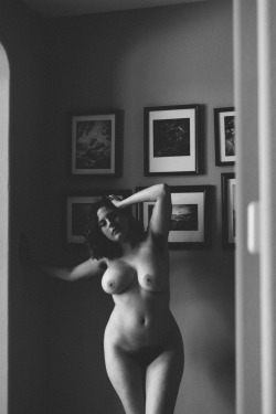 ajgarciaphotography:  “Venus” Featuring  @eleanor-nude​