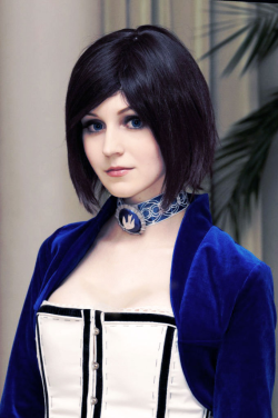 cosplayblog:  Elizabeth from Bioshock Infinite  Cosplayer: Ver1sa