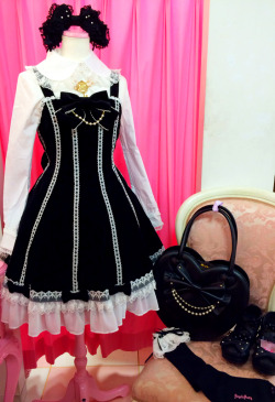 heckyeahlolitafashion:  Angelic Pretty Yokohama: ☆10/20(日)入荷情報☆