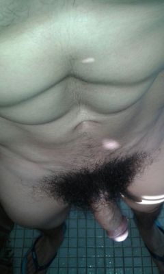 peludosdeensueno:  Me, see me at kik: labitpoilue 