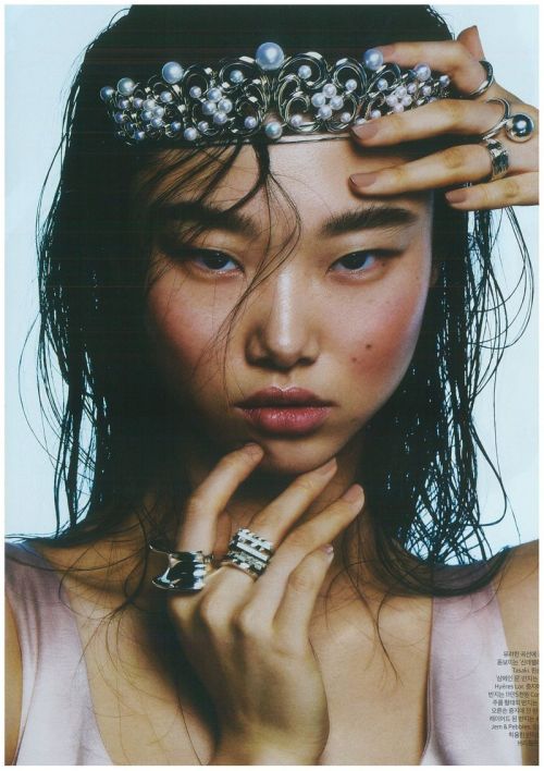 modely-way:  Yoon Young Bae for Harper’s Bazaar Korea, by Ahn