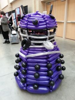 whybecosplay:  (via Exterminate This Balloon Dalek With a Sharp
