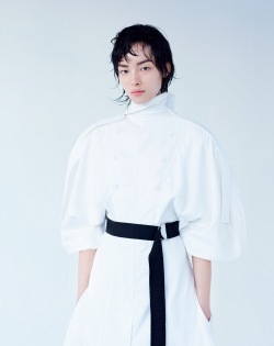 lucesolare:  Fei Fei Sun by Benjamin Alexander Huseby for Vogue