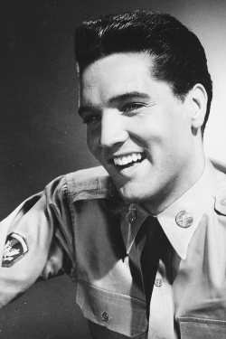 vinceveretts:  Elvis in a publicity photo for “G.I. Blues”,