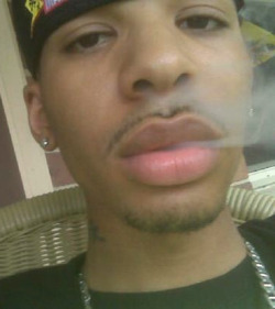 black-m4m:  Skinny Lightskinned Nigga Wit Pretty Lips http://www.Black-M4M.com