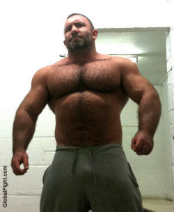 wrestlerswrestlingphotos:  massively big powerlifter large gay