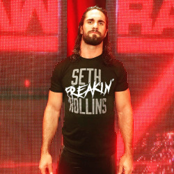 rollins-central:   wwe: Can @wwerollins defeat @chrisjerichofozzy?