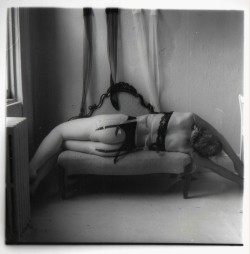 dimshapes:  Francesca Woodman, Untitled, New York, 1979-1980