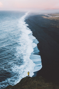 souhailbog: Black Beach By   Daniel Casson  