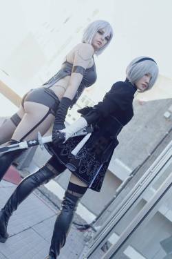 cosplayheaven:  Androids A2 and 2b | Nier Automata by Mariepinpin