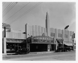 therealhollywoodbandit:Fairfax and Beverly movie theater 1920s