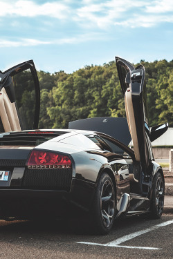 supercars-photography:  Open up!  (via) Supercars Photography