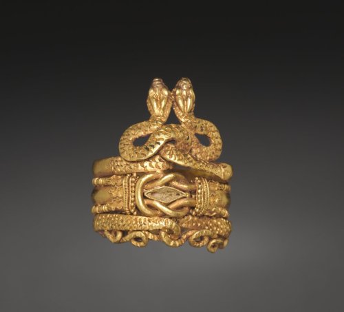 cma-greek-roman-art:Ring, 1-100, Cleveland Museum of Art: Greek