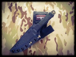 pcordnsuch:  Last week, I received my EVAC knife from dbbladesposts.