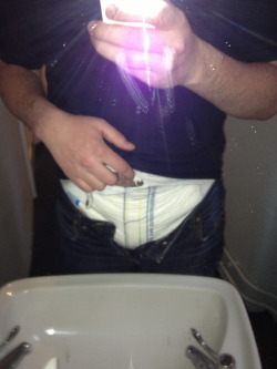 diapers-briefs:  thebabyboy26:  At work earlier  56