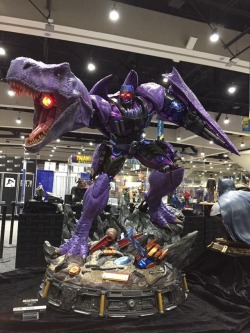 haxanbelial:  Megatron (Transformers: Beastwars) statue by Prime