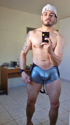 N2N Bodywear Fan