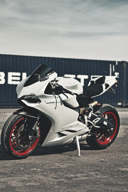 moto-titan:  supercars-photography:  899 Panigale  “Once